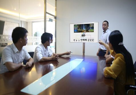 會(huì)議觸摸VS投影：補(bǔ)足短板，零售會(huì)議顯示的競(jìng)爭(zhēng)核心.jpg
